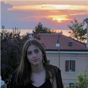 Arpista laureata in Conservatorio, insegno arpa classica e celtica, teoria e solfeggio per tutte le età e livelli
